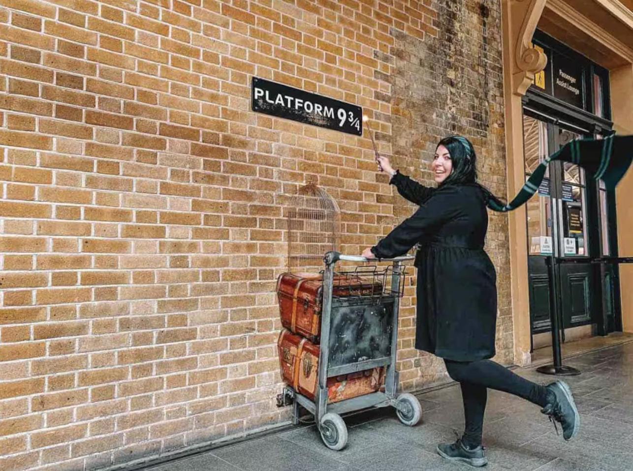 Platform 9 3/4 By Condokeeper London Bagian luar foto